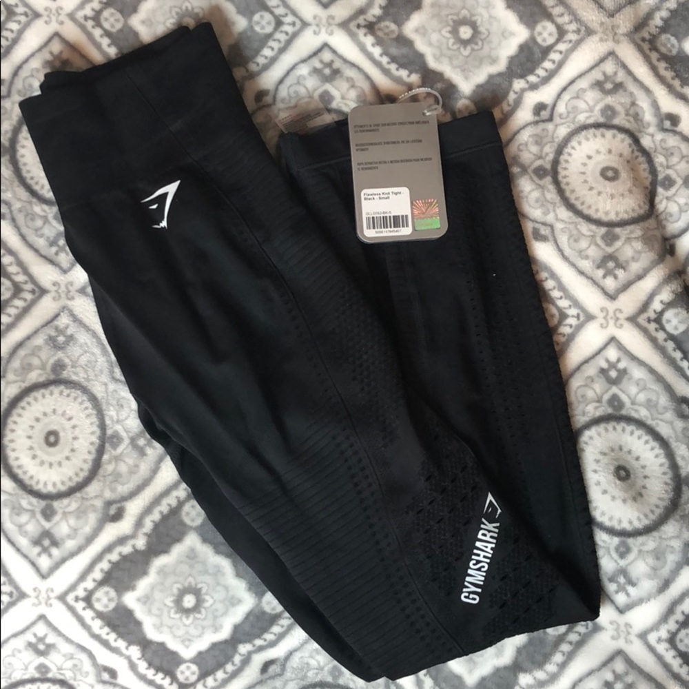 Gym shark seamless legging NWT
